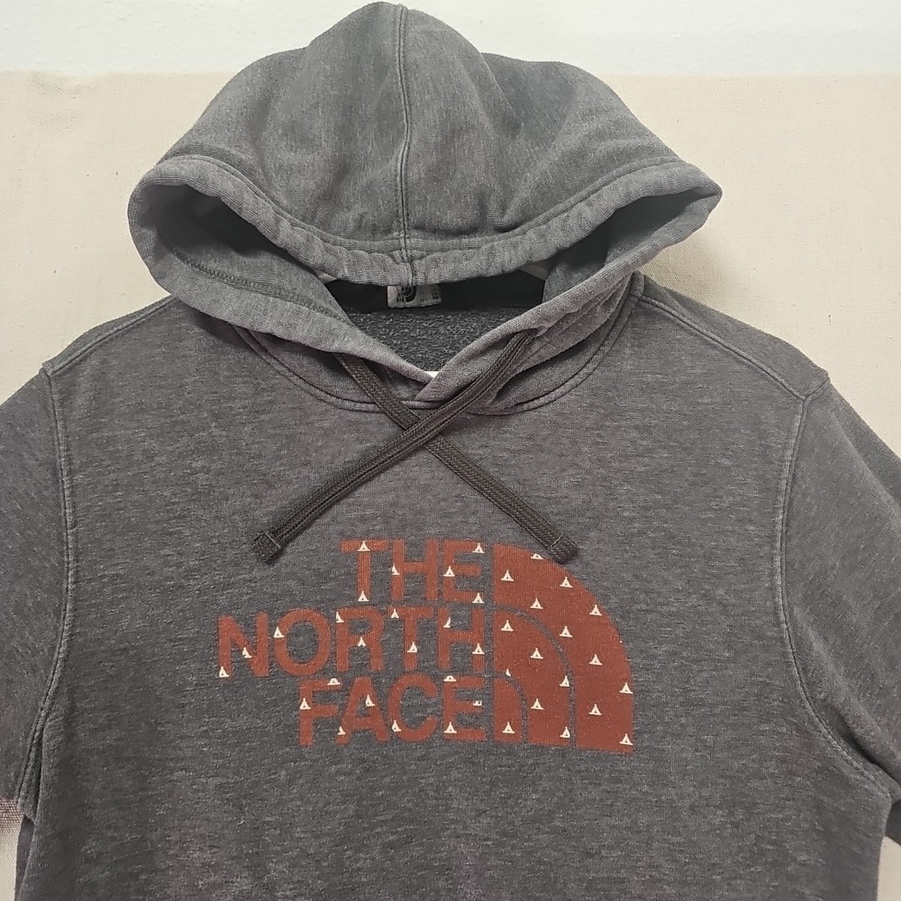 The North Face Men's Small Gray Half Dome Tent Graphic Pullover Hoodie Camping